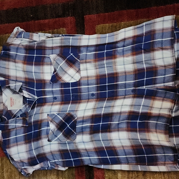 Multiple color short sleeve shirt - Picture 4 of 4